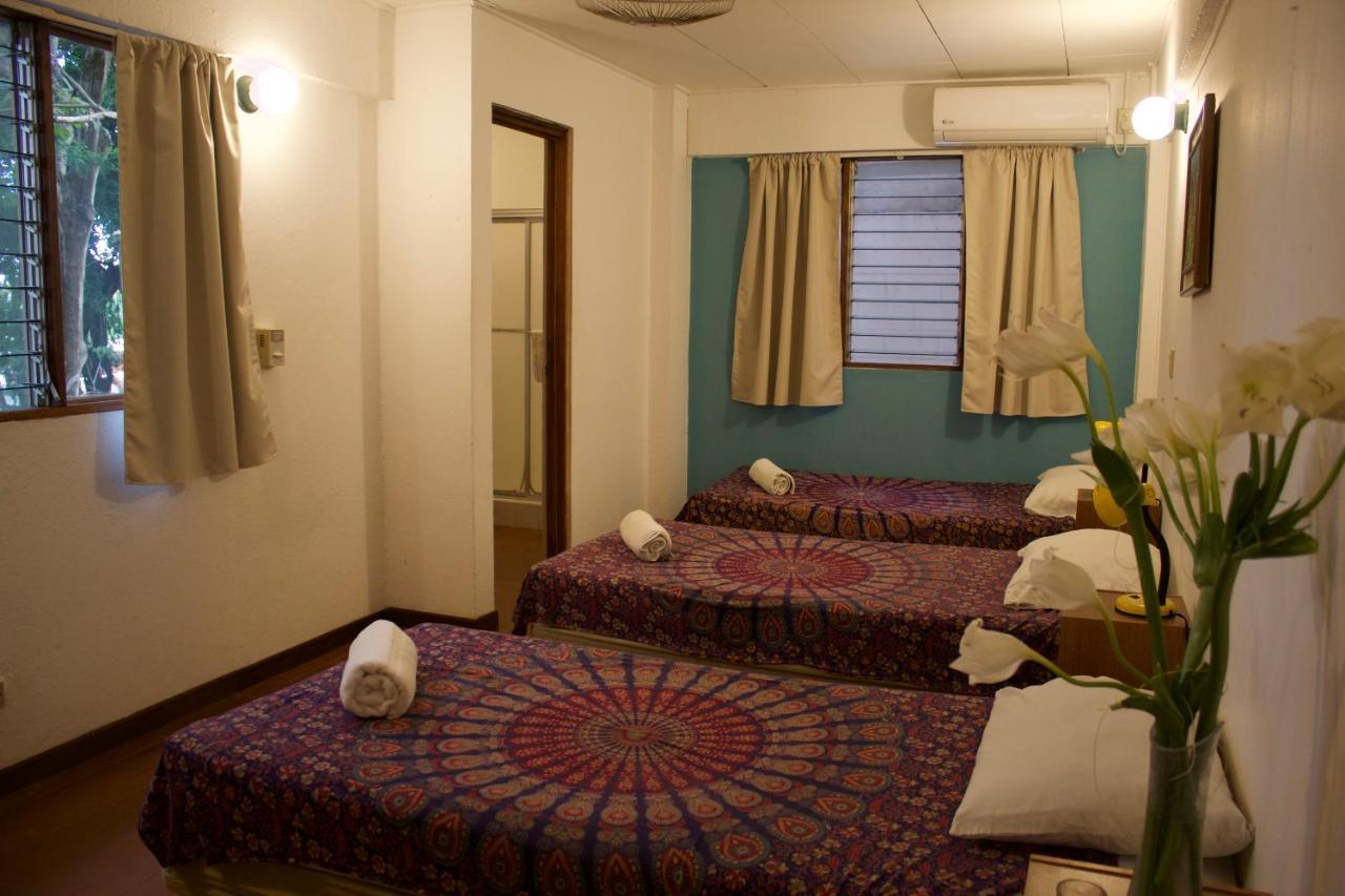 Hostel Tajalin Montezuma Luaran gambar