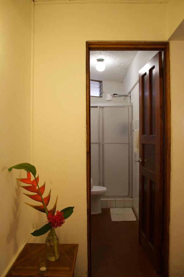 Hostel Tajalin Montezuma Luaran gambar